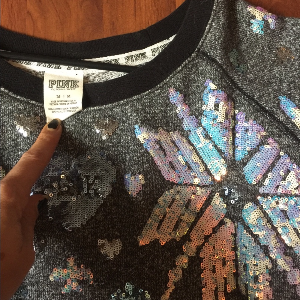 Pink snowflake sweater - Picture 7 of 7